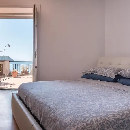 Un Posto A Διαμέρισμα