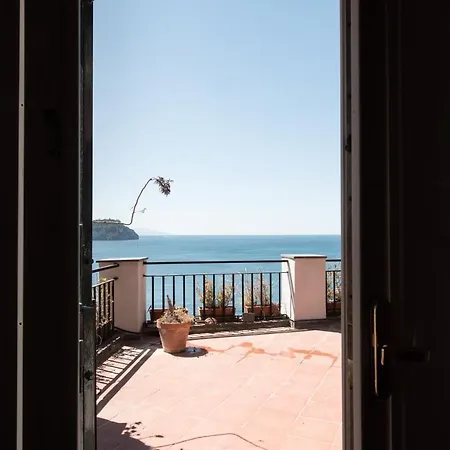 Un Posto A Διαμέρισμα